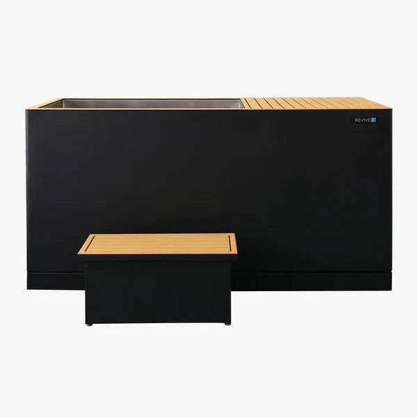 Luxury Cold Plunge: Sleek Ice Bath with Built-In Ice Maker